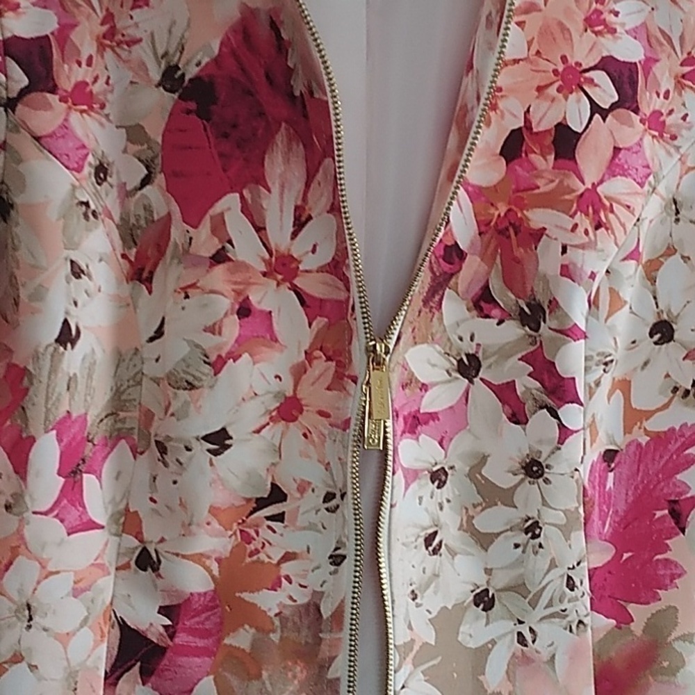 Calvin Klein Floral Fitted Jacket 6 - Picture 7 of 12